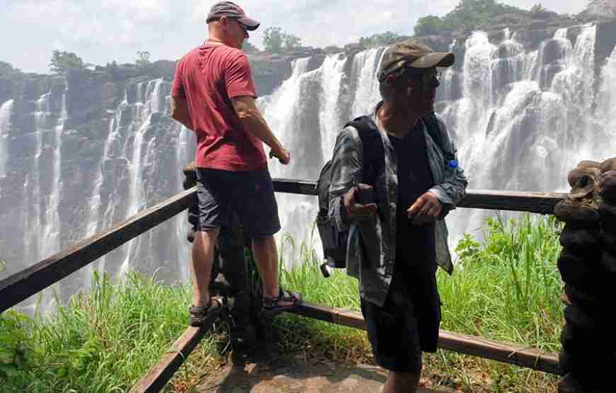 Guided Victoria Falls Tour Zambia including Return Transfer