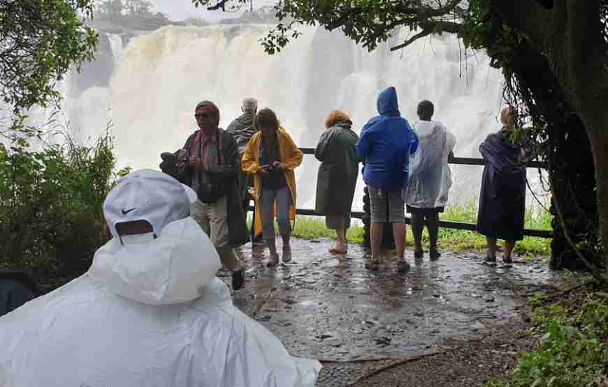 Guided Victoria Falls Tour Zambia including Return Transfer