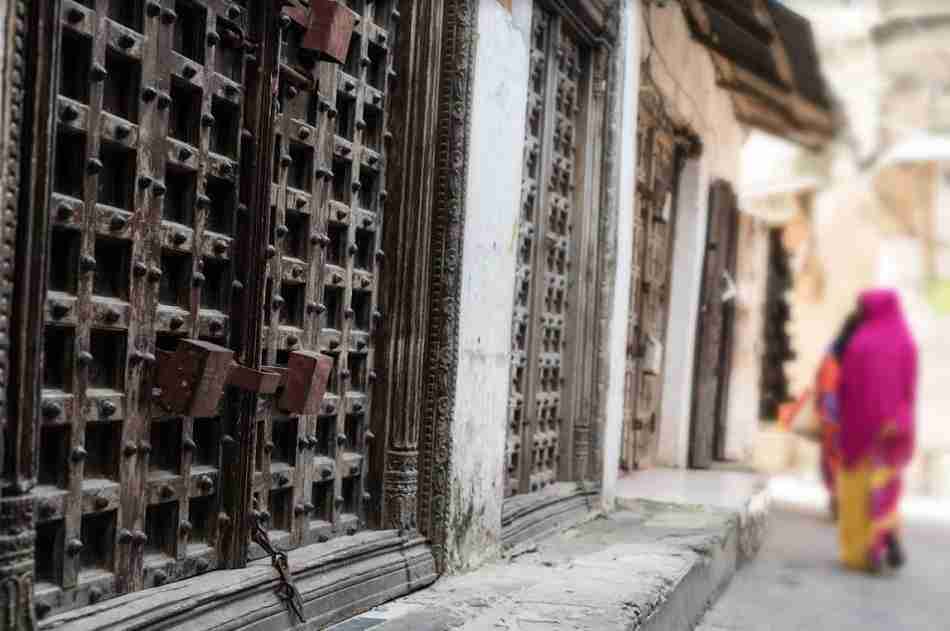 STONE TOWN DOOR 02